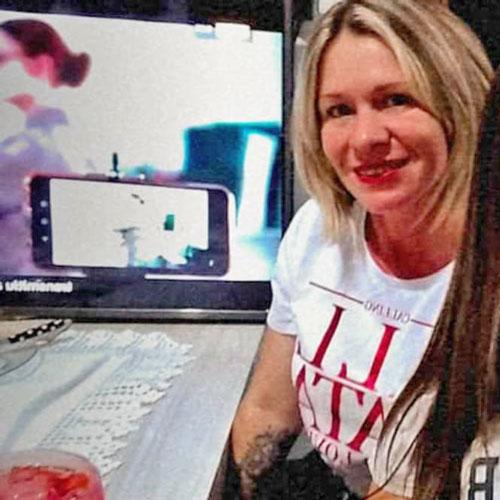 Depoimento Ariane Melo